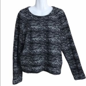 Banana Republic black with white accents long sleeve top